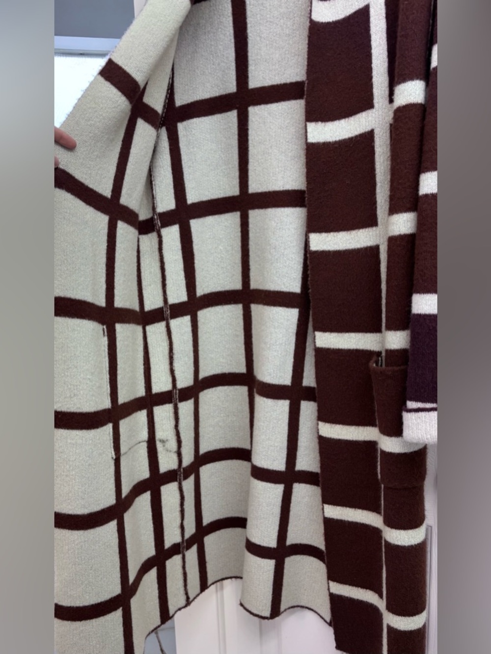Lost + Wander Grid Plaid Open-Front Long Cardigan in Brown and Cream - SIZE M/L - Picture 7 of 14